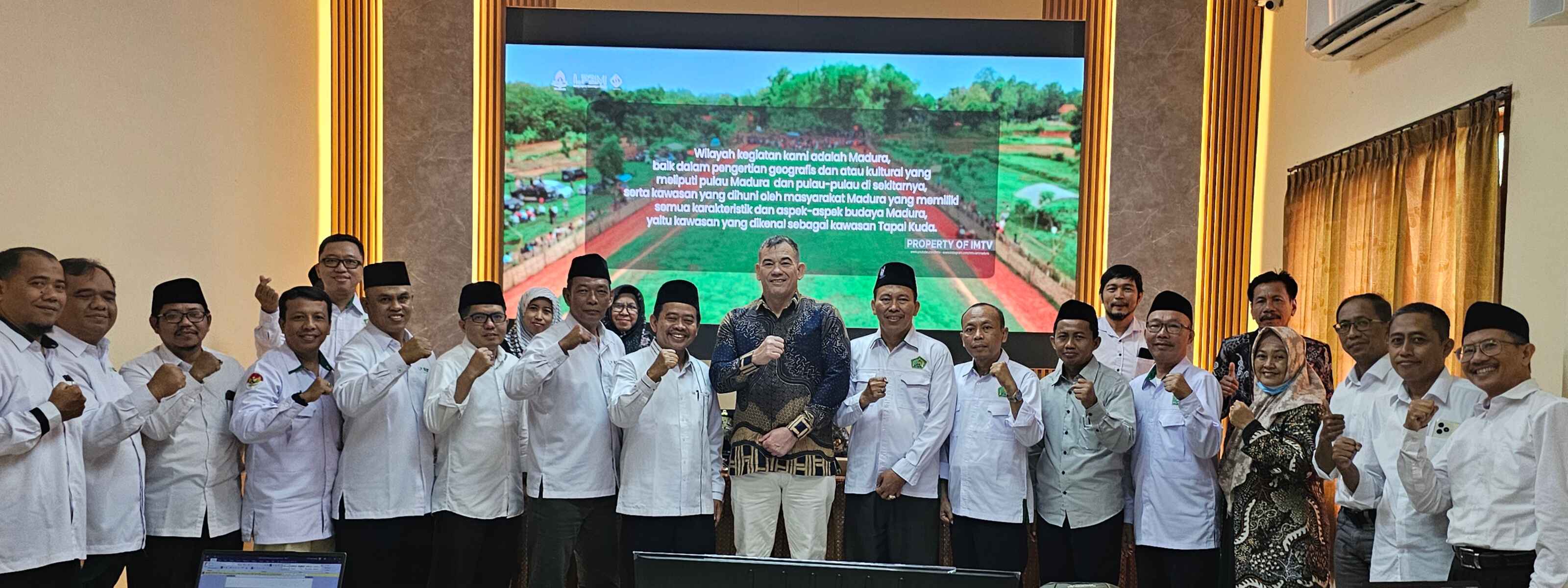 d32fd6b8-2626-451b-aa5a-0f430d314f1b